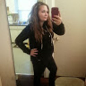 Meet your Posher, Crystal